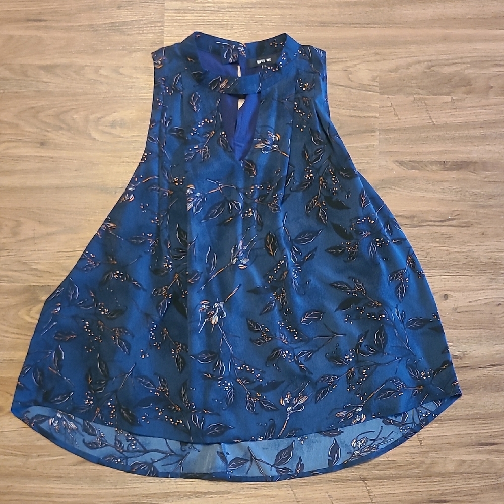 Miss Me Navy Floral Top